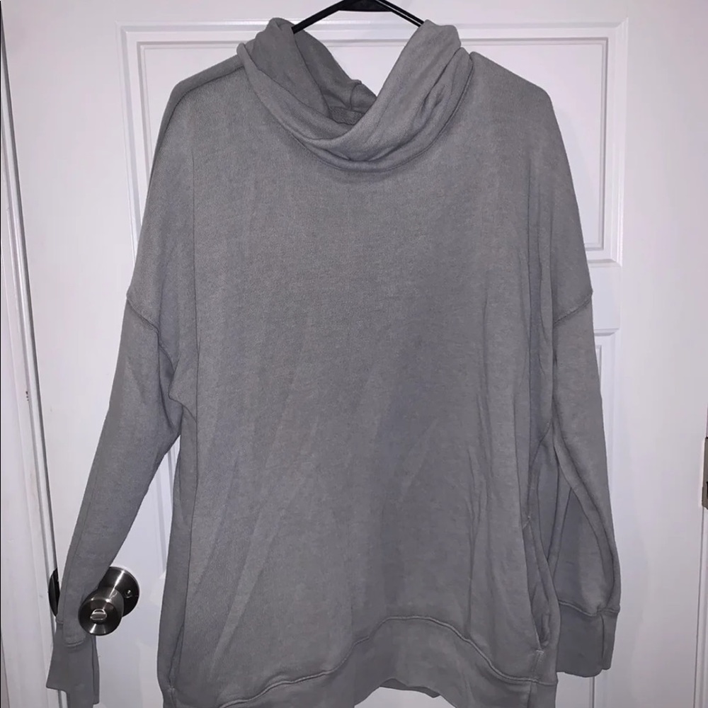 Oversized Time and Tru sweatshirt with pockets